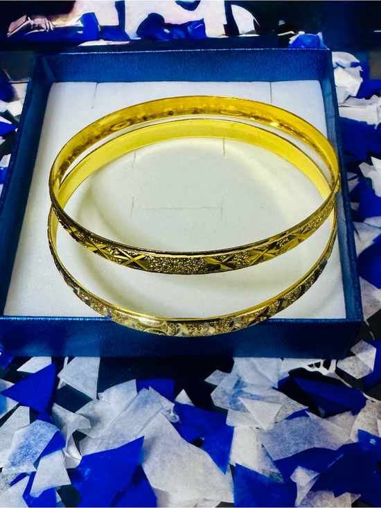 Jewelry - Gold-Tone Textured Women's Bangle Bracelet Set